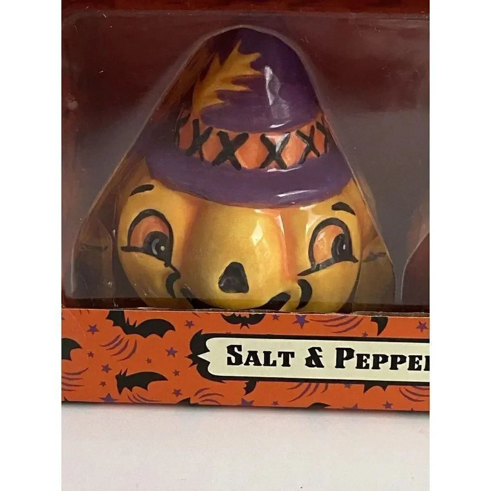 Johanna‎ Parker Halloween Salt & Pepper Shakers Pumpkin Jack-O-Lantern NEW